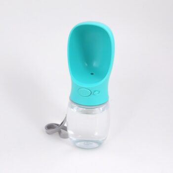Portable Pet Water Bottle Guide: Walks, Hikes & Trips